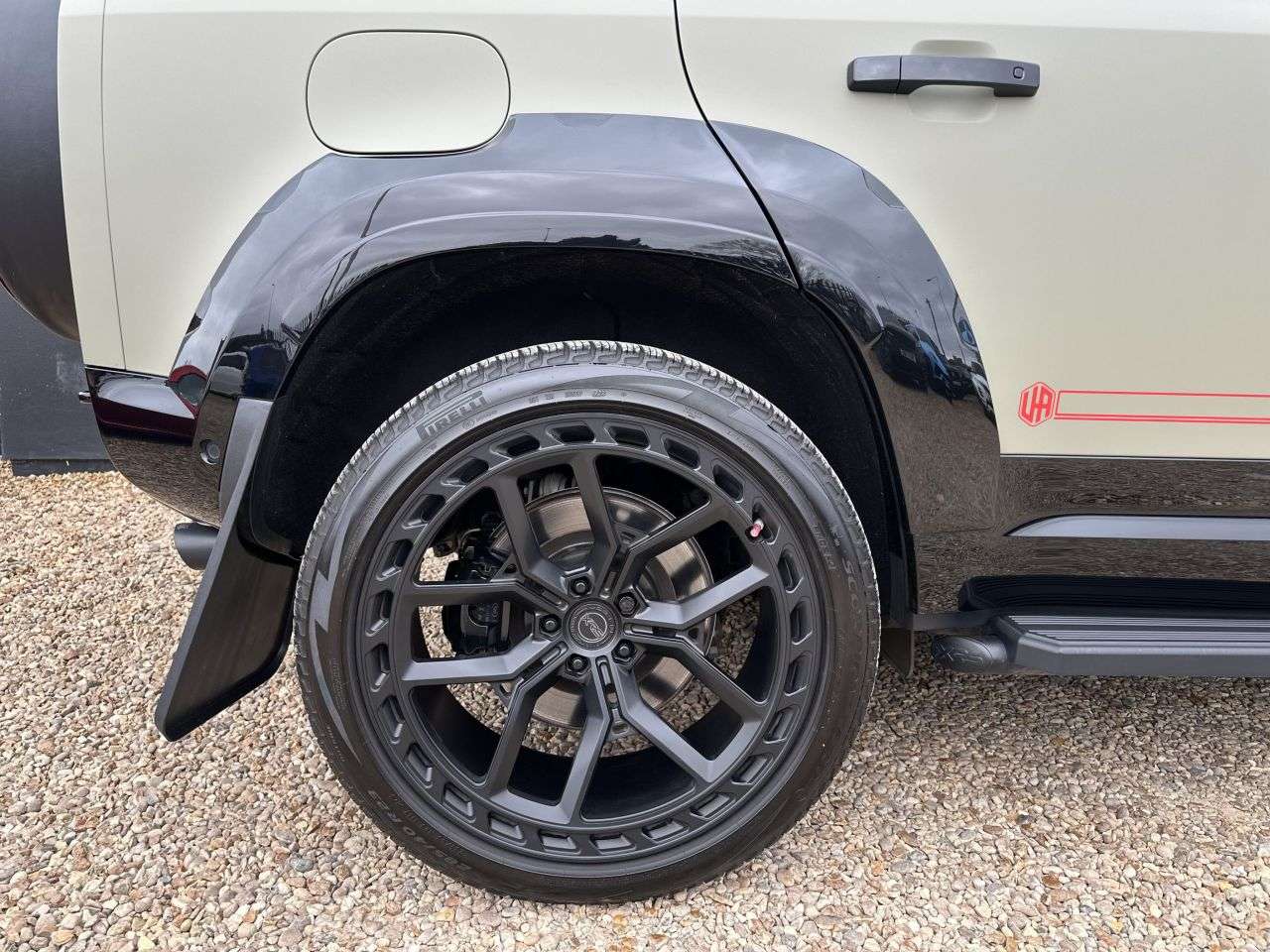 2023 LAND ROVER DEFENDER 2023 LAND ROVER DEFENDER