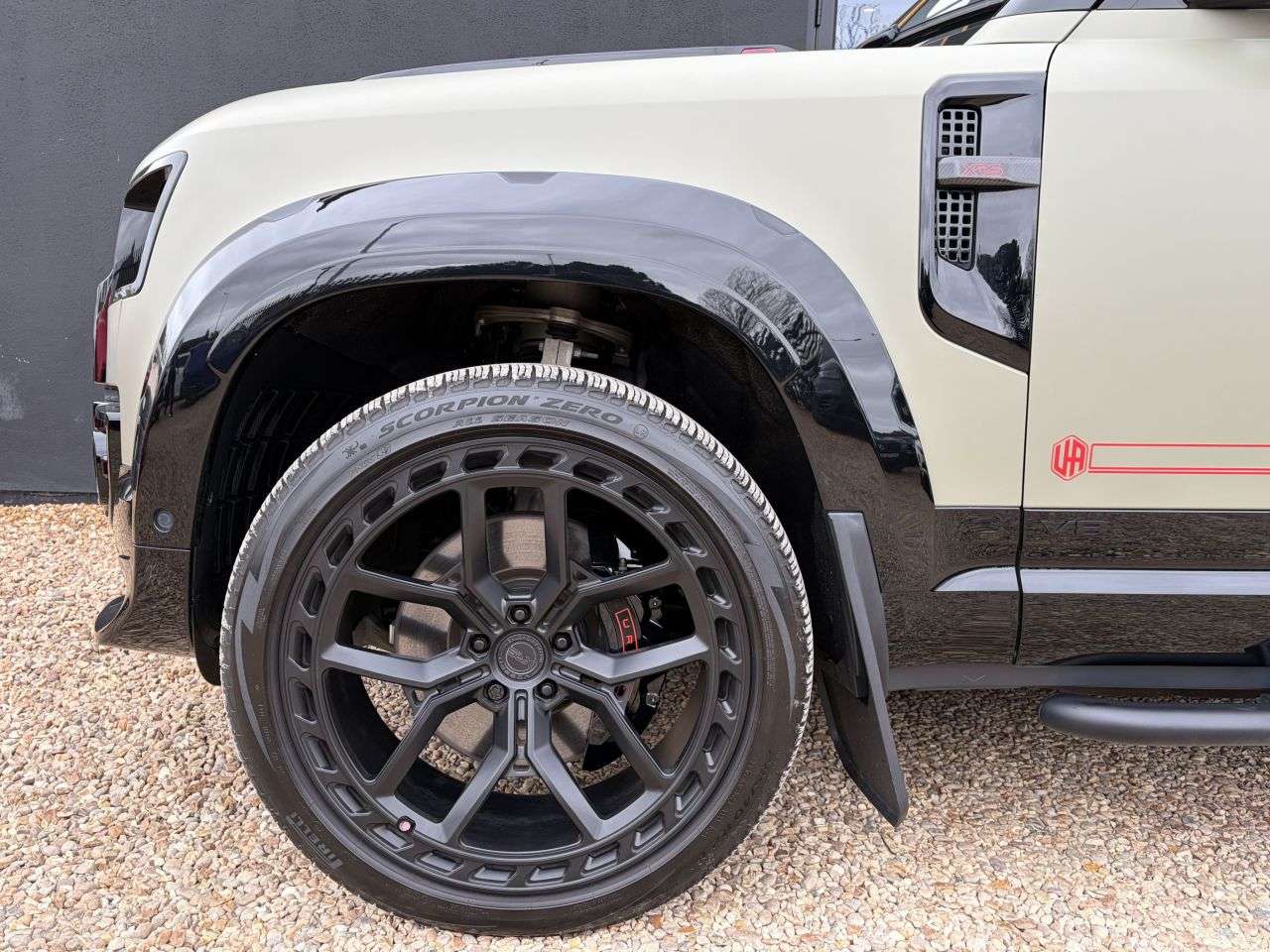 2023 LAND ROVER DEFENDER 2023 LAND ROVER DEFENDER
