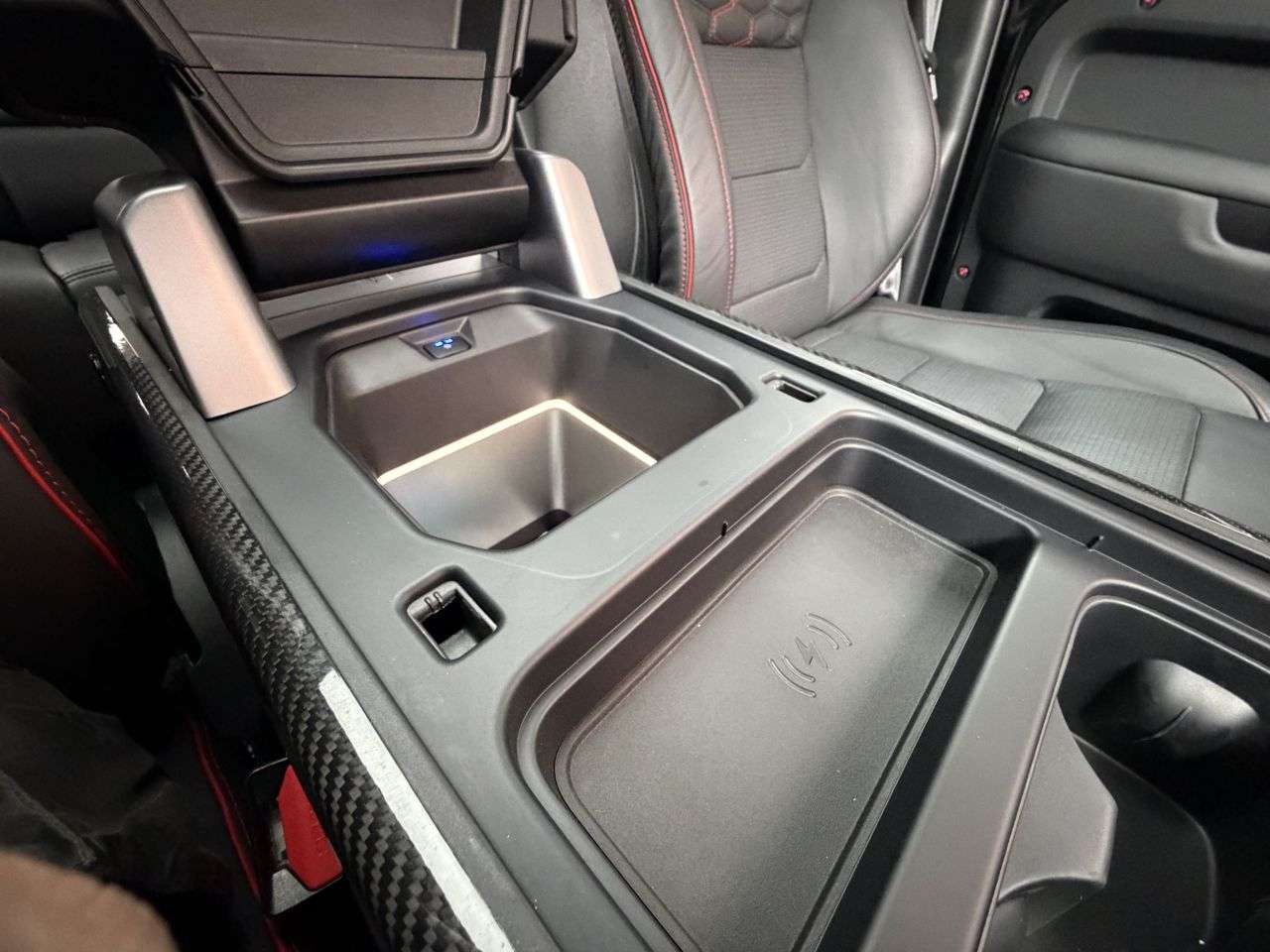 2023 LAND ROVER DEFENDER 2023 LAND ROVER DEFENDER