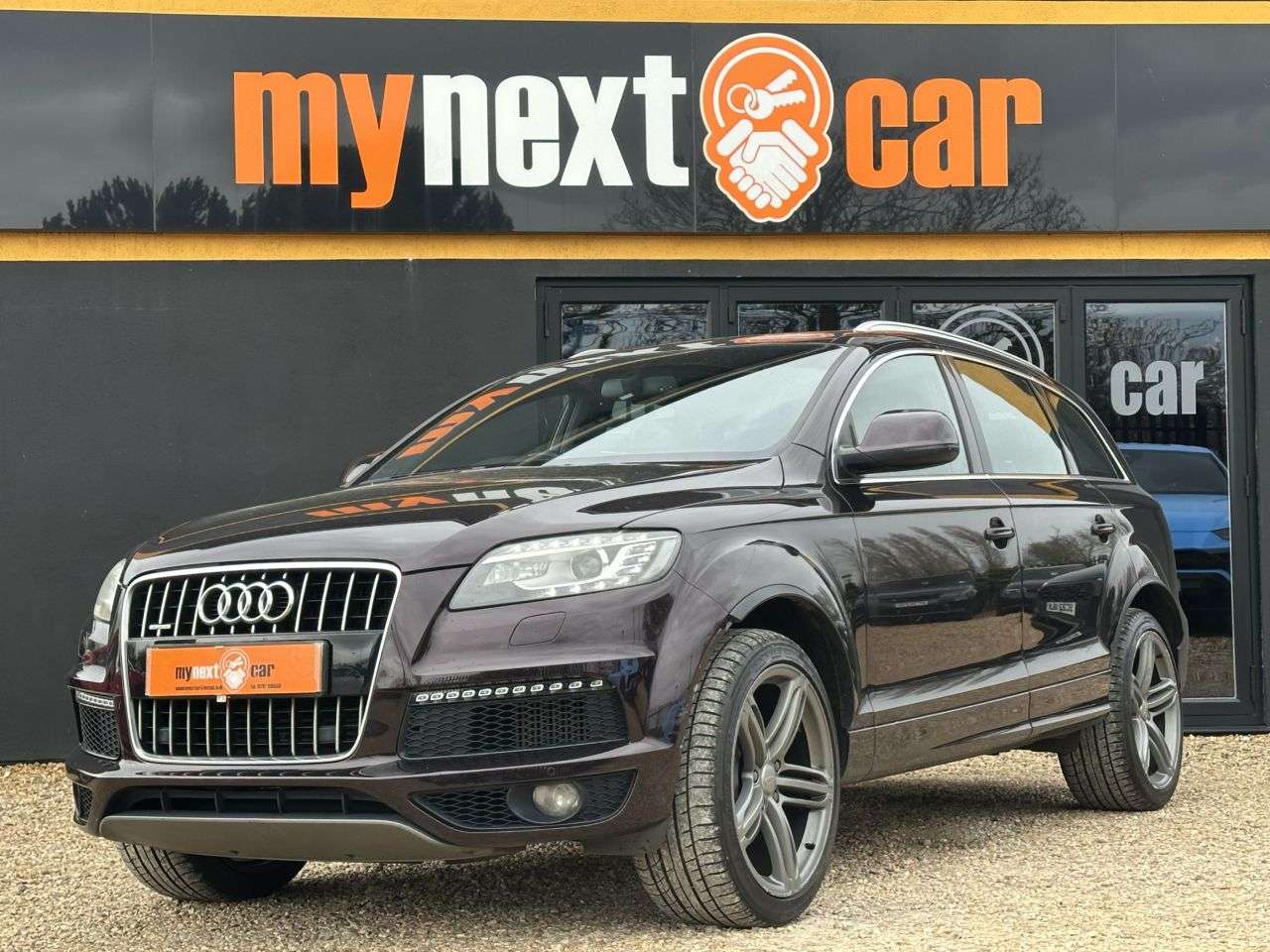 A 2012 AUDI Q7 3.0 TDI V6 S line SUV 5dr Diesel Tiptronic quattro Euro 5 (s/s) (245 ps) TI A 2012 AUDI Q7 3.0 TDI V6 S line SUV 5dr Diesel Tiptronic quattro Euro 5 (s/s) (245 ps) TI