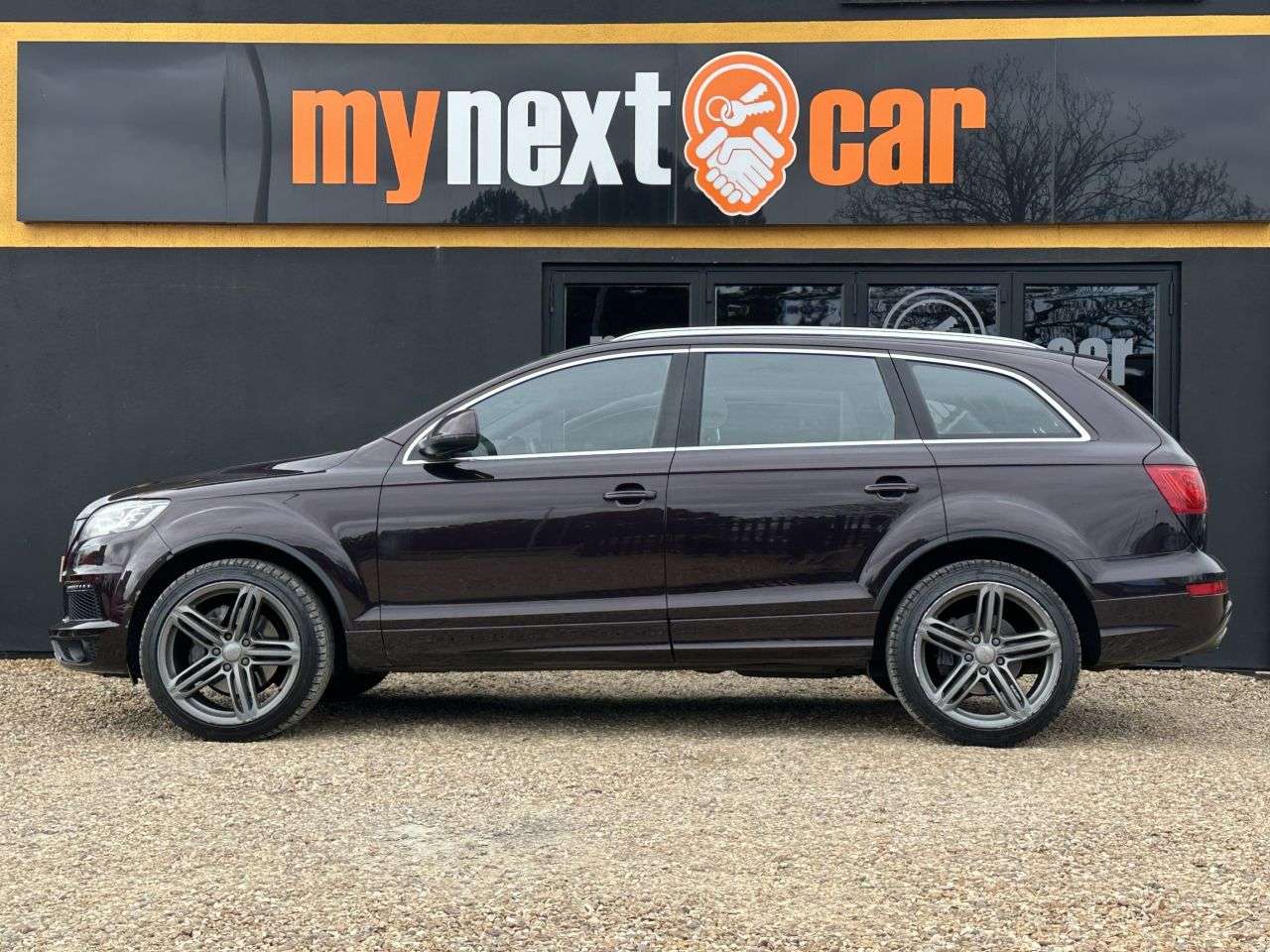 A 2012 AUDI Q7 3.0 TDI V6 S line SUV 5dr Diesel Tiptronic quattro Euro 5 (s/s) (245 ps) TI A 2012 AUDI Q7 3.0 TDI V6 S line SUV 5dr Diesel Tiptronic quattro Euro 5 (s/s) (245 ps) TI