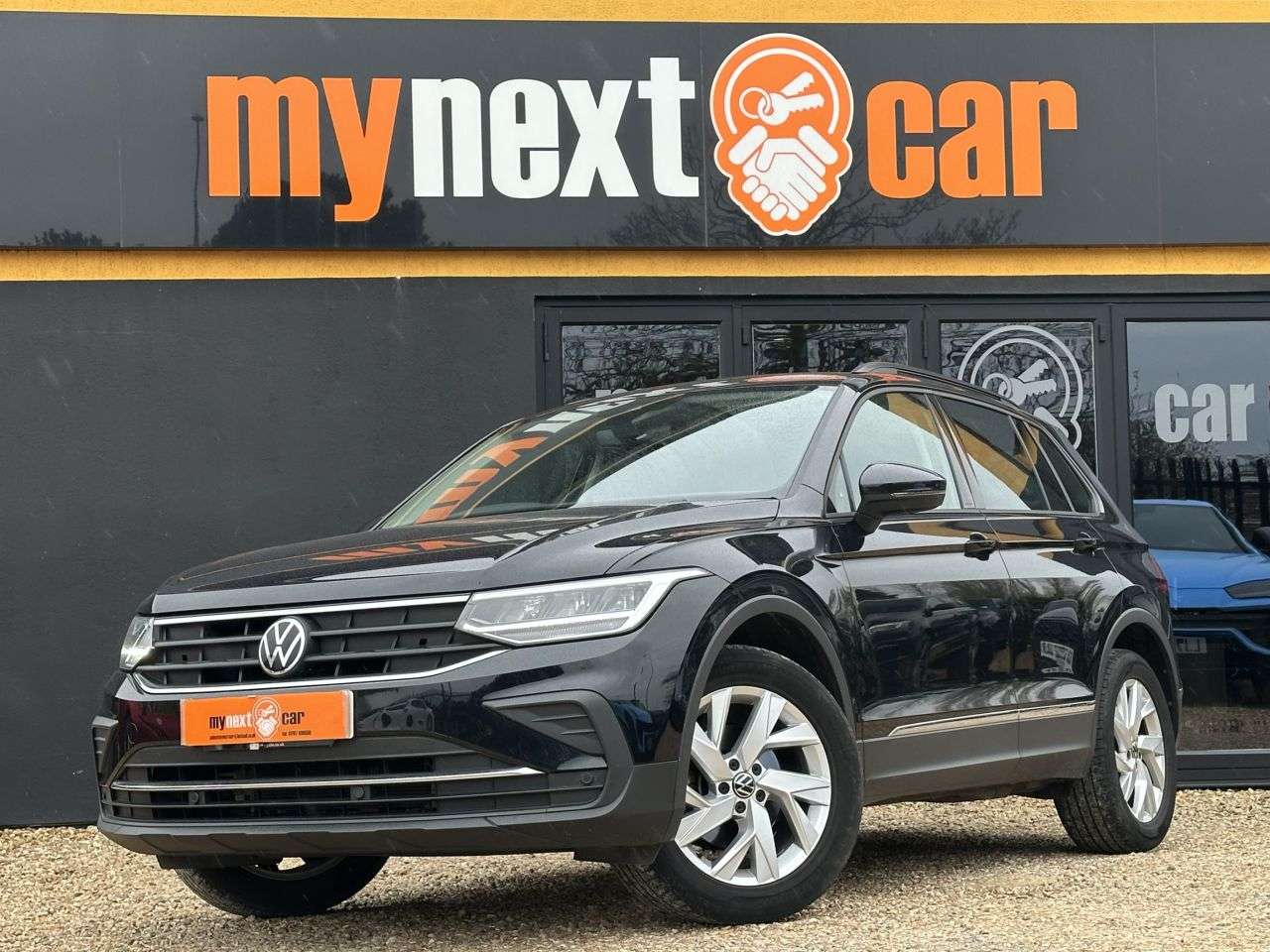 A 2022 VOLKSWAGEN TIGUAN 1.5 TSI Life SUV 5dr Petrol Manual Euro 6 (s/s) (130 ps) FULL SERVICE HISTO A 2022 VOLKSWAGEN TIGUAN 1.5 TSI Life SUV 5dr Petrol Manual Euro 6 (s/s) (130 ps) FULL SERVICE HISTO