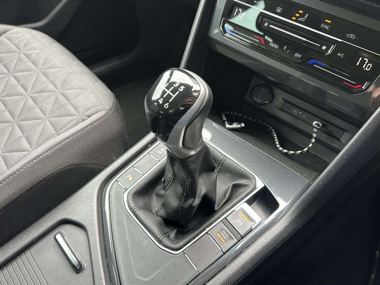 2022 VOLKSWAGEN TIGUAN 2022 VOLKSWAGEN TIGUAN