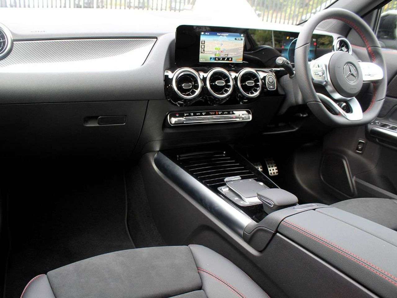 2021 MERCEDES-BENZ 180 2021 MERCEDES-BENZ 180