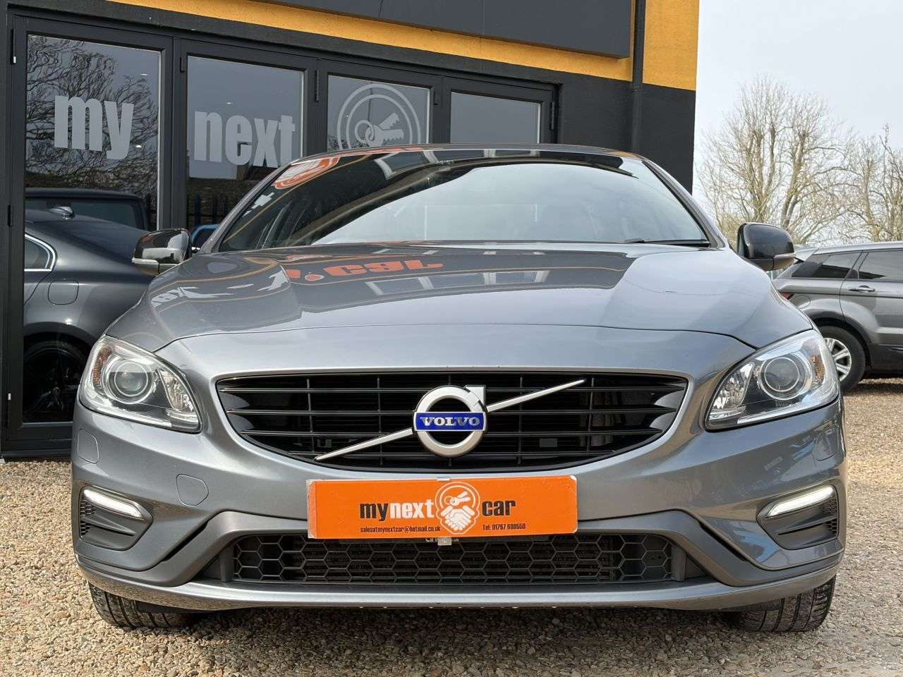 A 2018 VOLVO S60 2.0 D3 R-Design Lux Nav Saloon 4dr Diesel Auto Euro 6 (s/s) (150 ps) OSMIUM A 2018 VOLVO S60 2.0 D3 R-Design Lux Nav Saloon 4dr Diesel Auto Euro 6 (s/s) (150 ps) OSMIUM