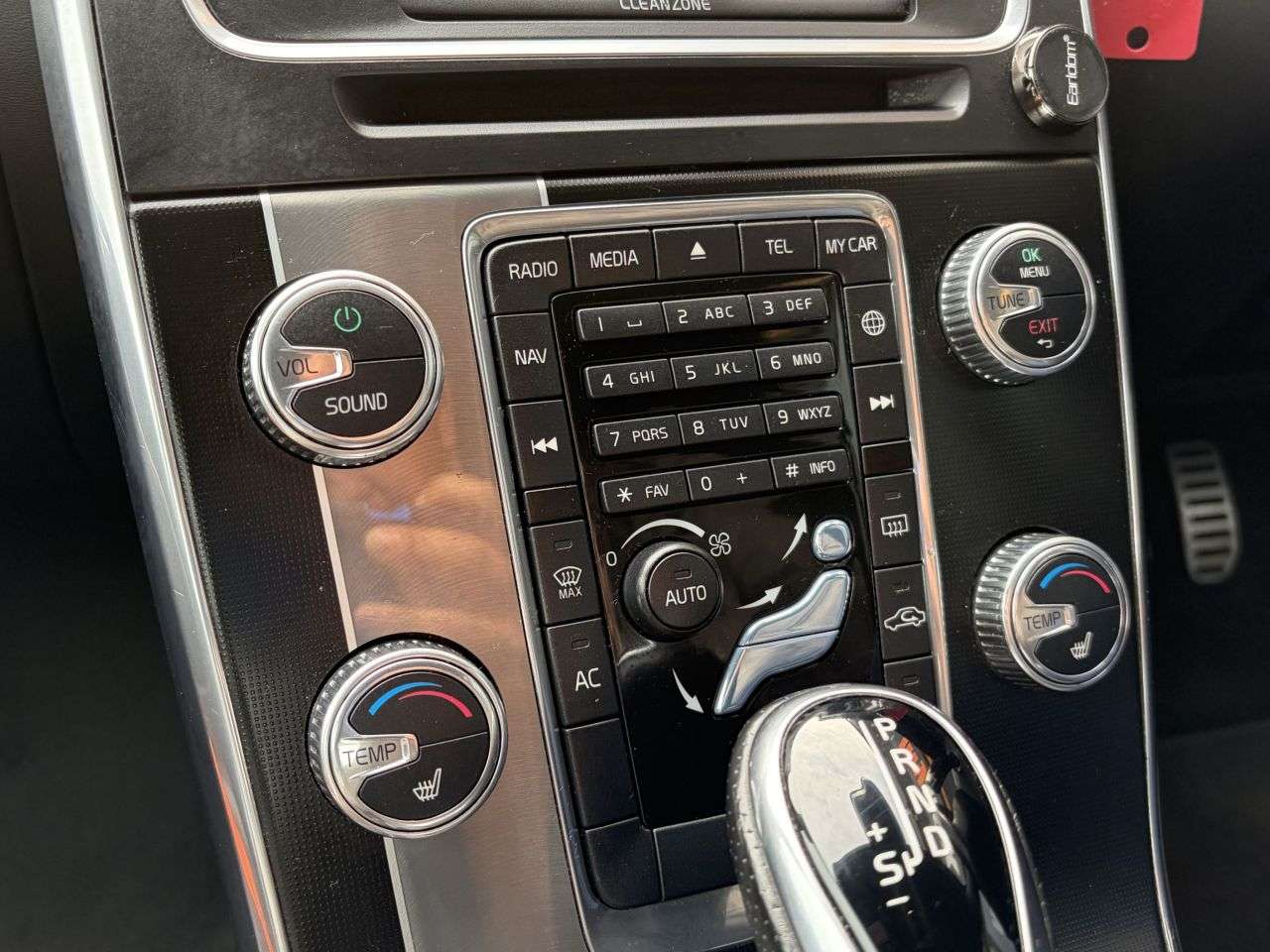 2018 VOLVO S60 2018 VOLVO S60