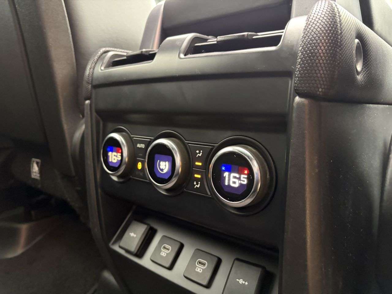 2020 LAND ROVER DEFENDER 2020 LAND ROVER DEFENDER