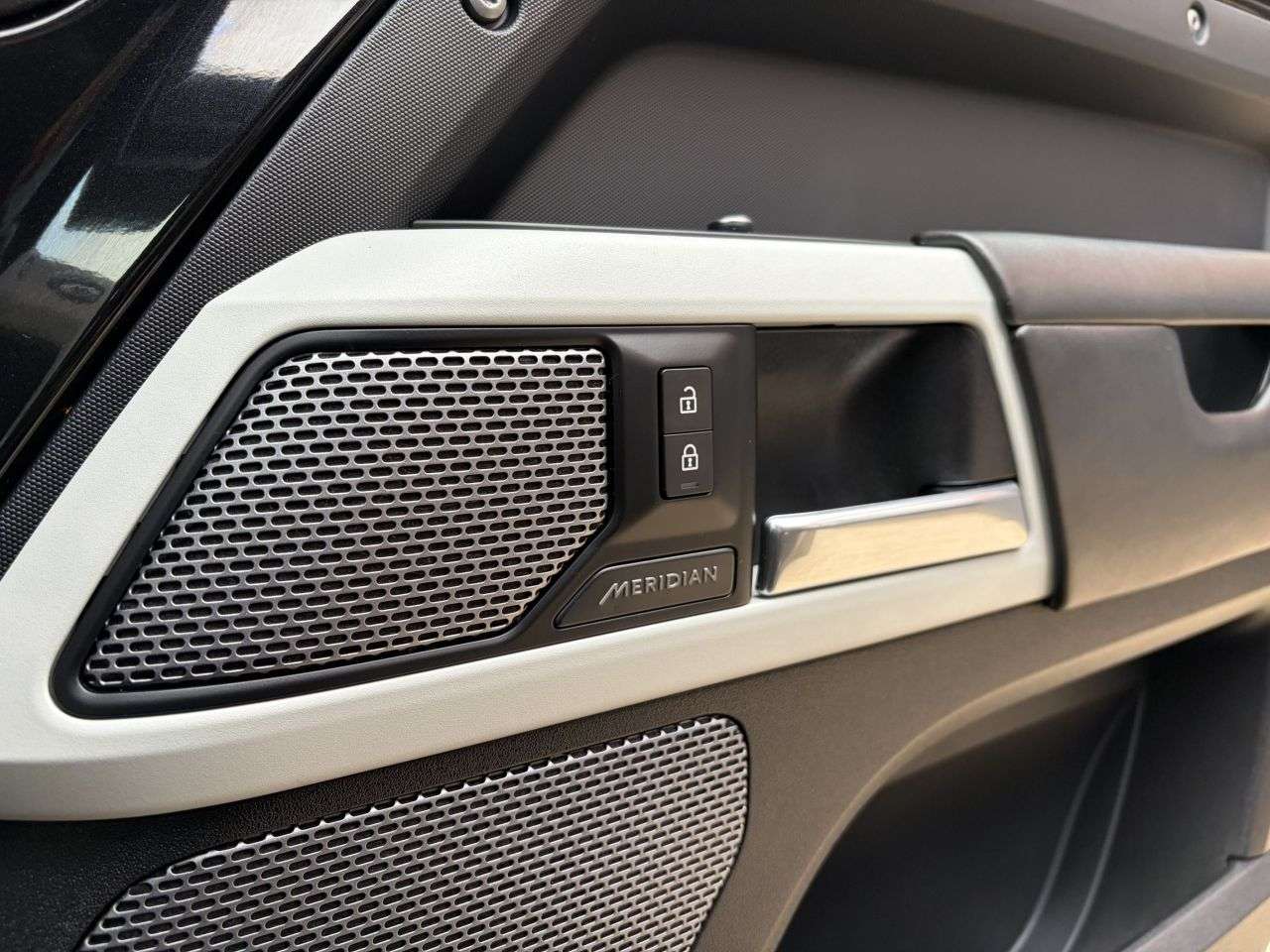 2020 LAND ROVER DEFENDER 2020 LAND ROVER DEFENDER