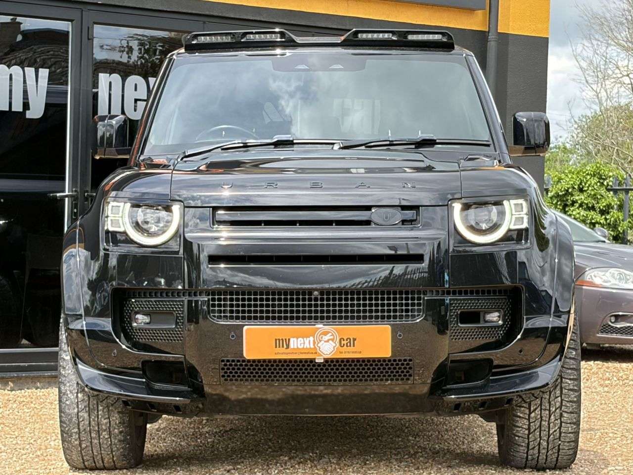 A 2020 LAND ROVER DEFENDER 3.0 D300 MHEV X-Dynamic HSE SUV 5dr Diesel Auto 4WD Euro 6 (s/s) (300 ps) A A 2020 LAND ROVER DEFENDER 3.0 D300 MHEV X-Dynamic HSE SUV 5dr Diesel Auto 4WD Euro 6 (s/s) (300 ps) A