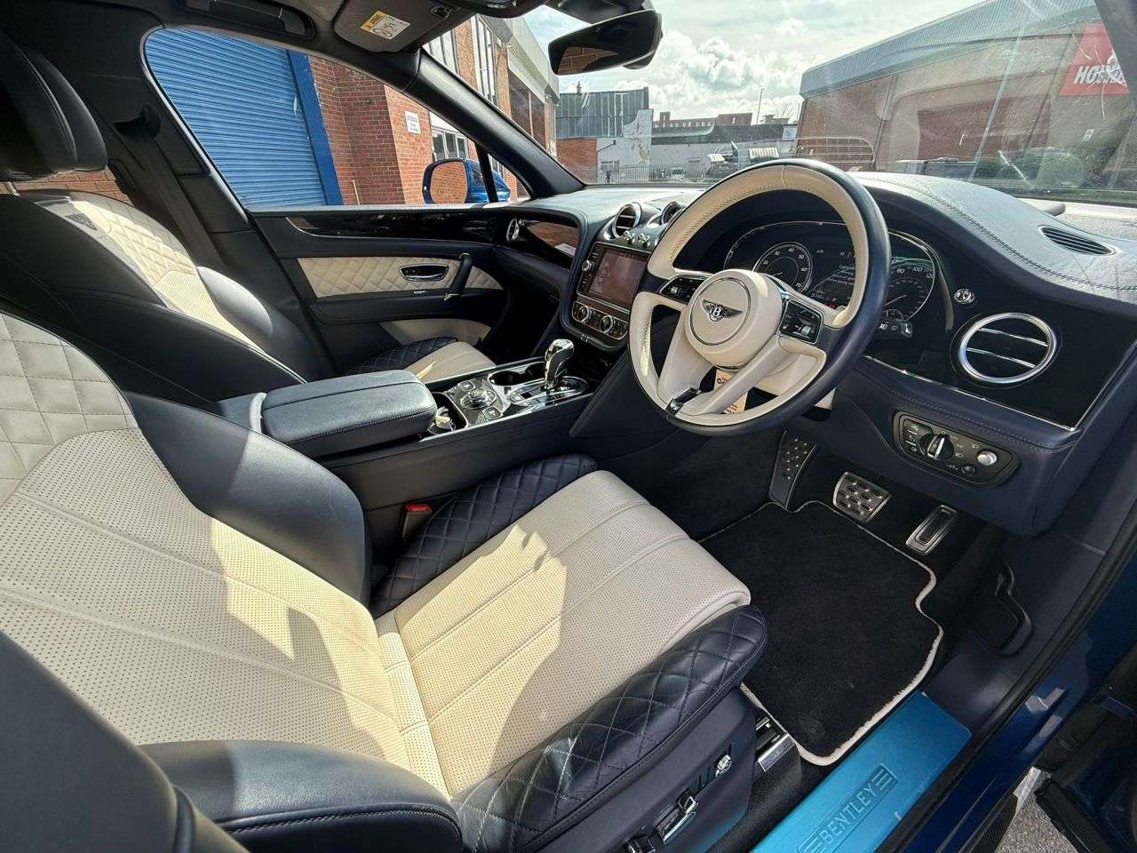 2020 BENTLEY BENTAYGA 2020 BENTLEY BENTAYGA