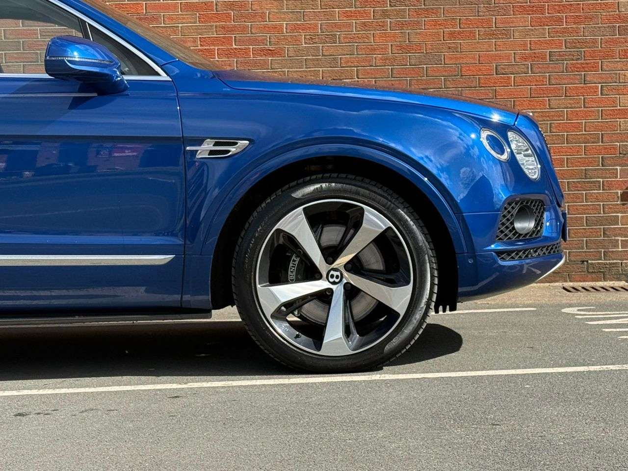 2020 BENTLEY BENTAYGA 2020 BENTLEY BENTAYGA