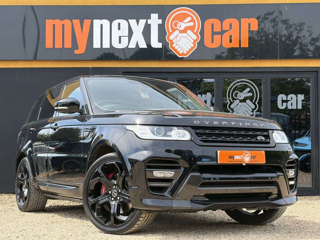 A 2014 LAND ROVER RANGE ROVER SPORT 3.0 SD V6 Autobiography Dynamic SUV 5dr Diesel Auto 4WD Euro 5 (s/s) (292 p A 2014 LAND ROVER RANGE ROVER SPORT 3.0 SD V6 Autobiography Dynamic SUV 5dr Diesel Auto 4WD Euro 5 (s/s) (292 p