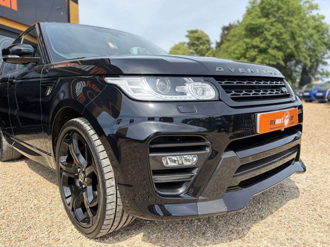 A 2014 LAND ROVER RANGE ROVER SPORT 3.0 SD V6 Autobiography Dynamic SUV 5dr Diesel Auto 4WD Euro 5 (s/s) (292 p A 2014 LAND ROVER RANGE ROVER SPORT 3.0 SD V6 Autobiography Dynamic SUV 5dr Diesel Auto 4WD Euro 5 (s/s) (292 p