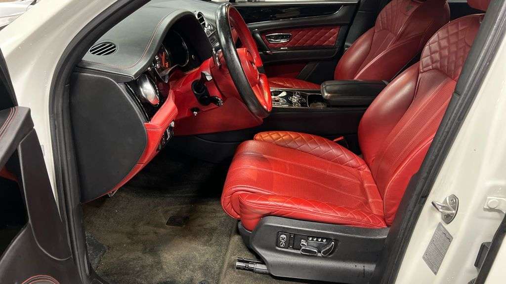 2018 BENTLEY BENTAYGA 2018 BENTLEY BENTAYGA