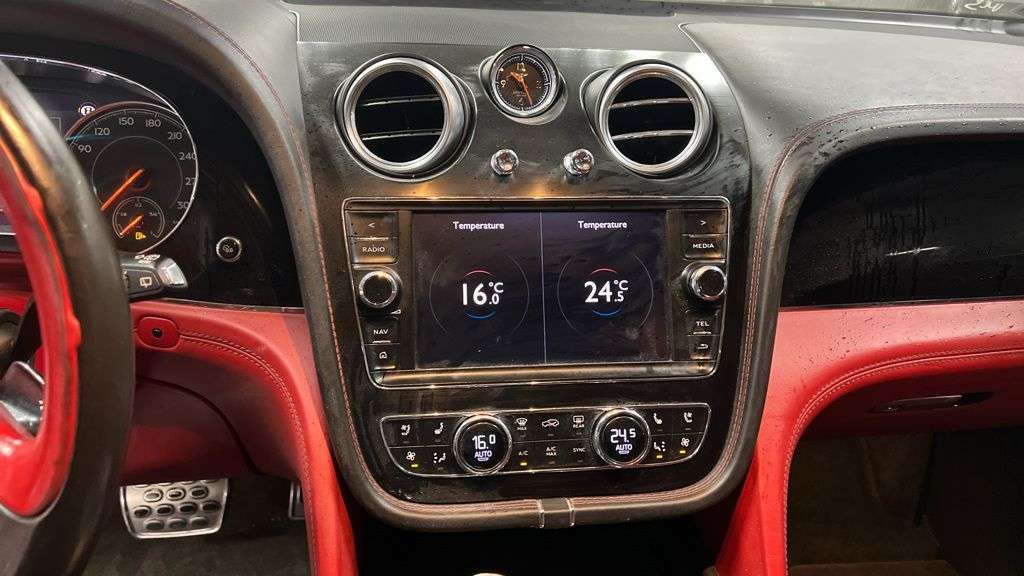 2018 BENTLEY BENTAYGA 2018 BENTLEY BENTAYGA