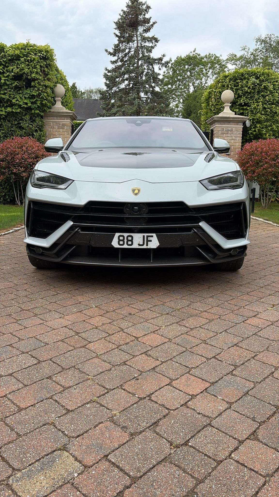 A 2025 LAMBORGHINI URUS 4.0 V8 BiTurbo Performante SUV 5dr Petrol Auto 4WD Euro 6 (666 ps) CARBON B A 2025 LAMBORGHINI URUS 4.0 V8 BiTurbo Performante SUV 5dr Petrol Auto 4WD Euro 6 (666 ps) CARBON B