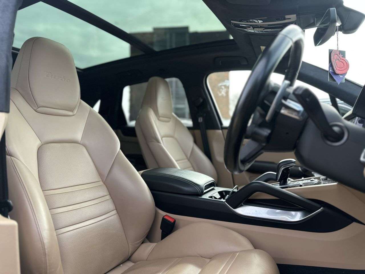 2018 PORSCHE CAYENNE 2018 PORSCHE CAYENNE