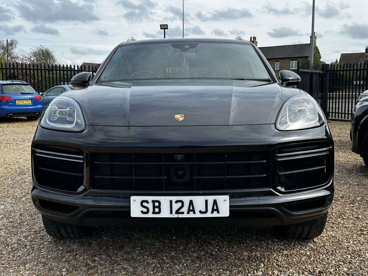 A 2018 PORSCHE CAYENNE 4.0T V8 Turbo SUV 5dr Petrol TiptronicS 4WD Euro 6 (s/s) (550 ps) Sport Chr A 2018 PORSCHE CAYENNE 4.0T V8 Turbo SUV 5dr Petrol TiptronicS 4WD Euro 6 (s/s) (550 ps) Sport Chr