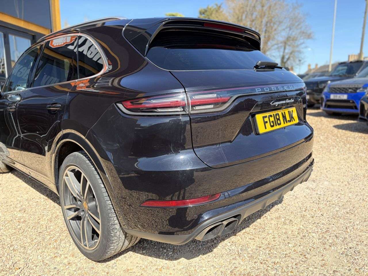 2018 PORSCHE CAYENNE 2018 PORSCHE CAYENNE