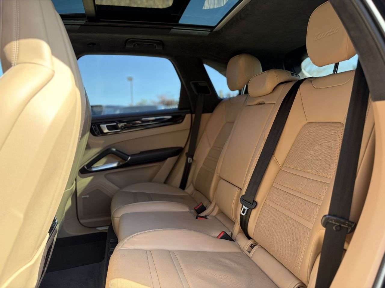 2018 PORSCHE CAYENNE 2018 PORSCHE CAYENNE