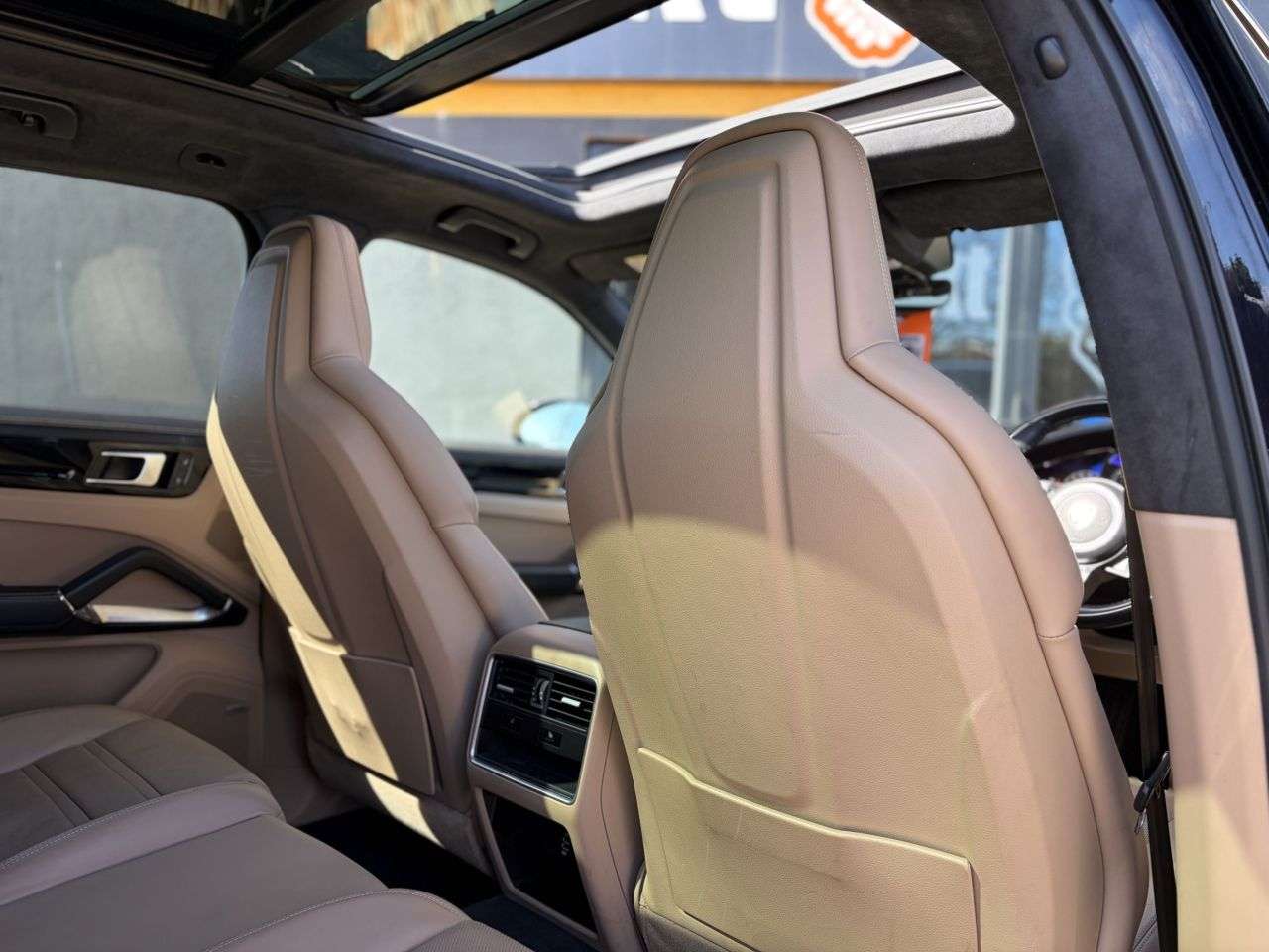 2018 PORSCHE CAYENNE 2018 PORSCHE CAYENNE