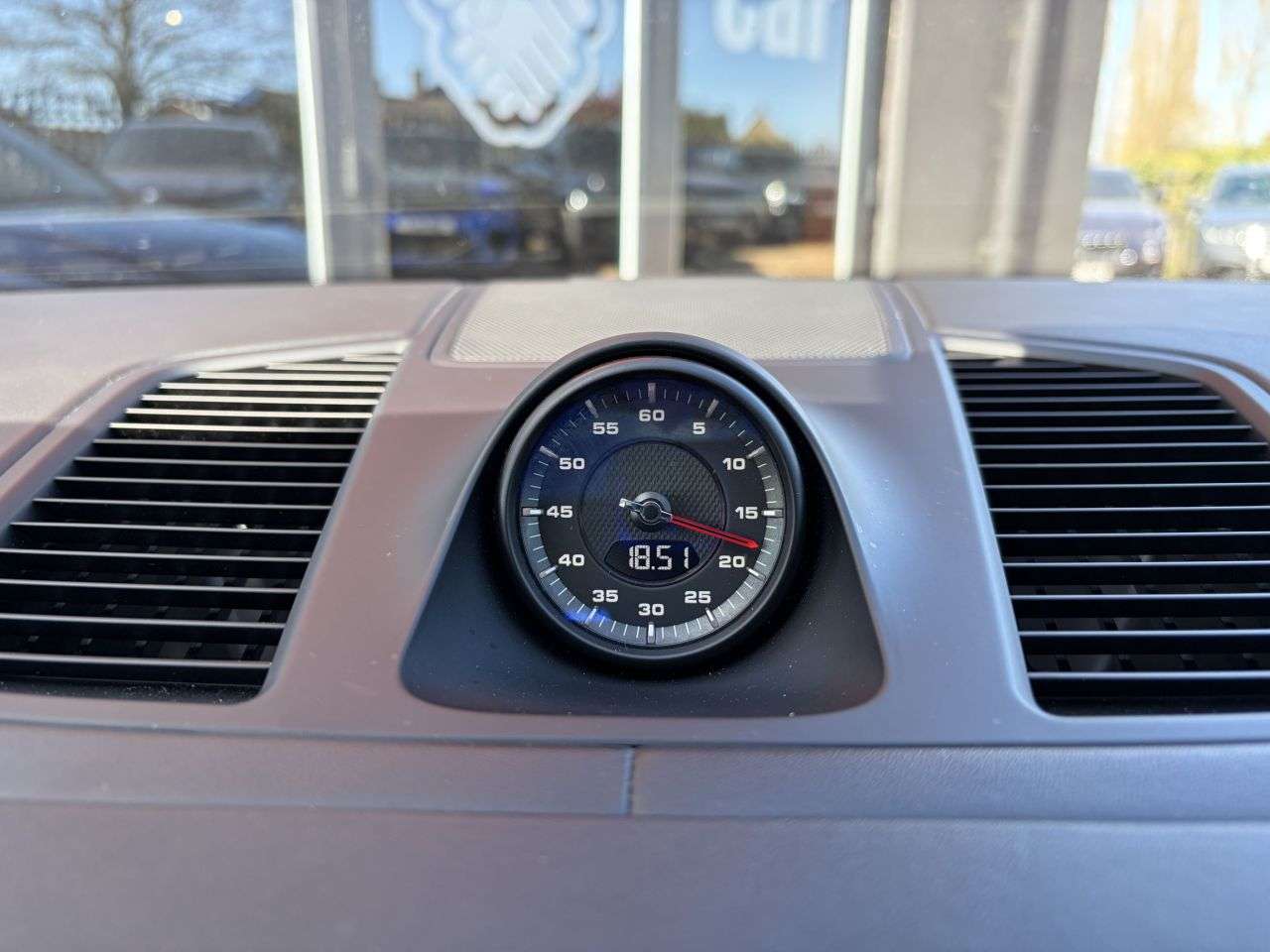 2018 PORSCHE CAYENNE 2018 PORSCHE CAYENNE