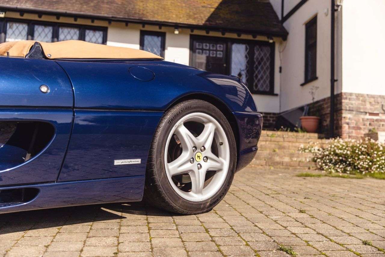 1996 FERRARI F355 1996 FERRARI F355