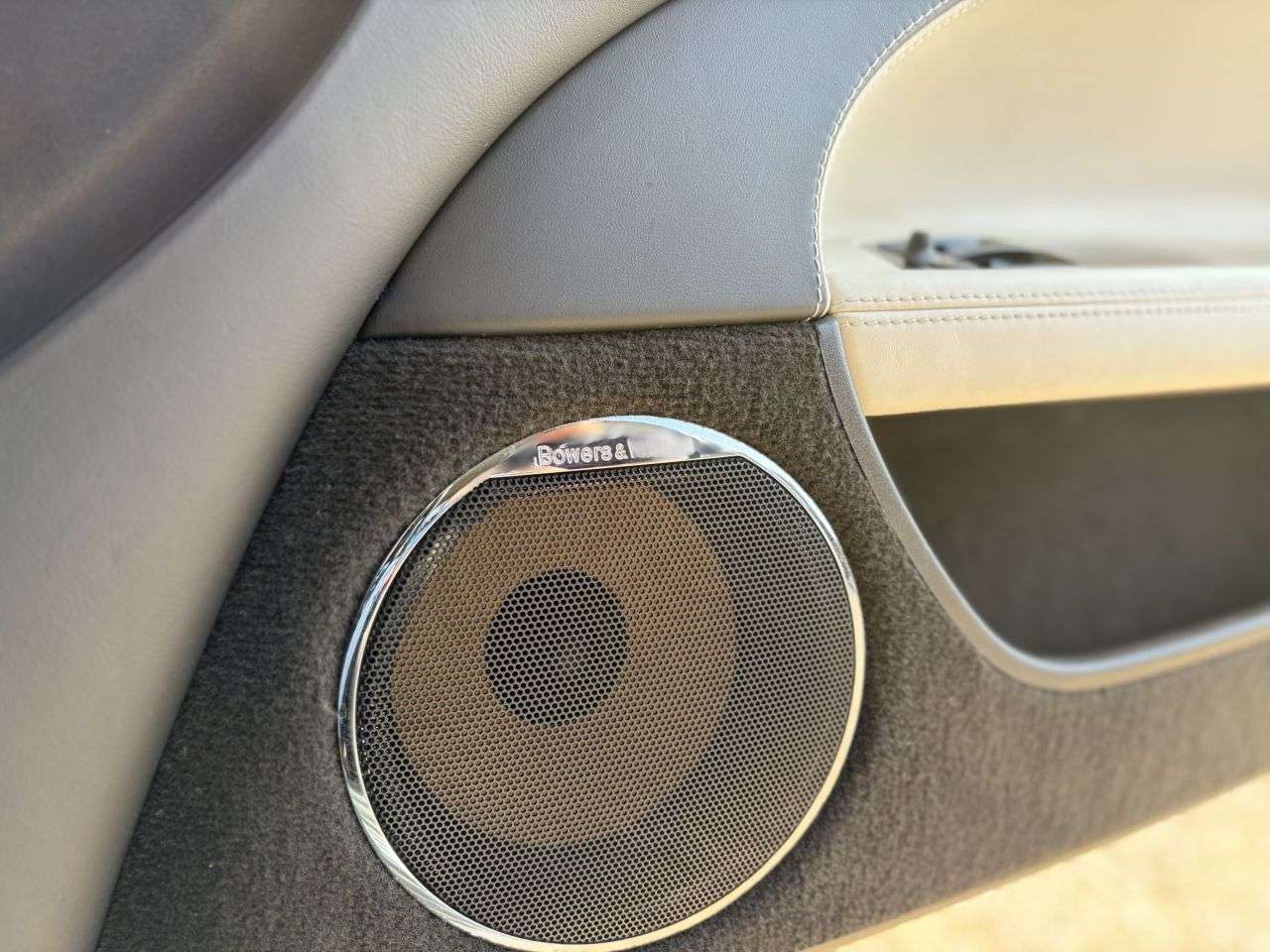 2011 JAGUAR XKR 2011 JAGUAR XKR