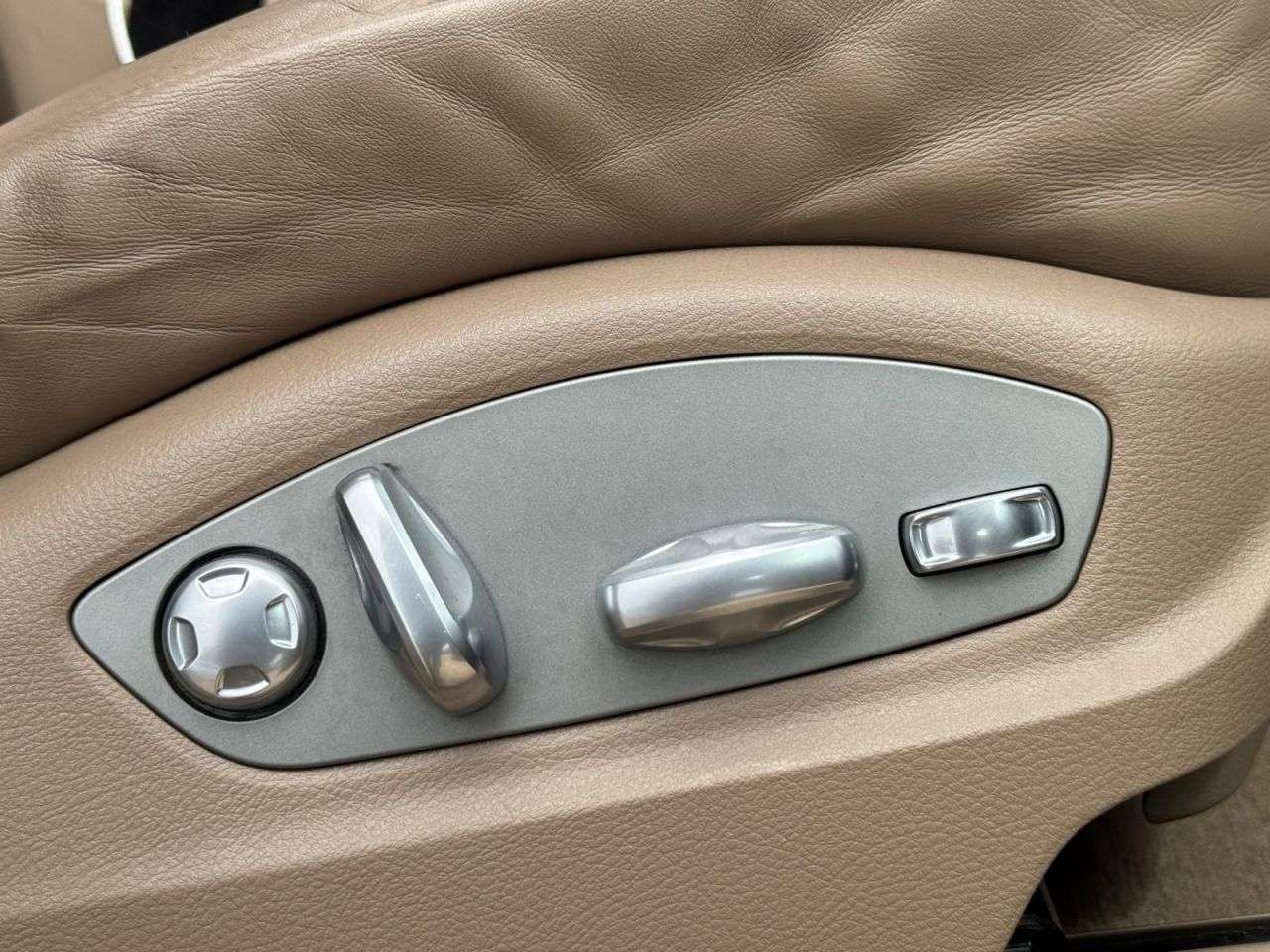 2013 PORSCHE CAYENNE 2013 PORSCHE CAYENNE