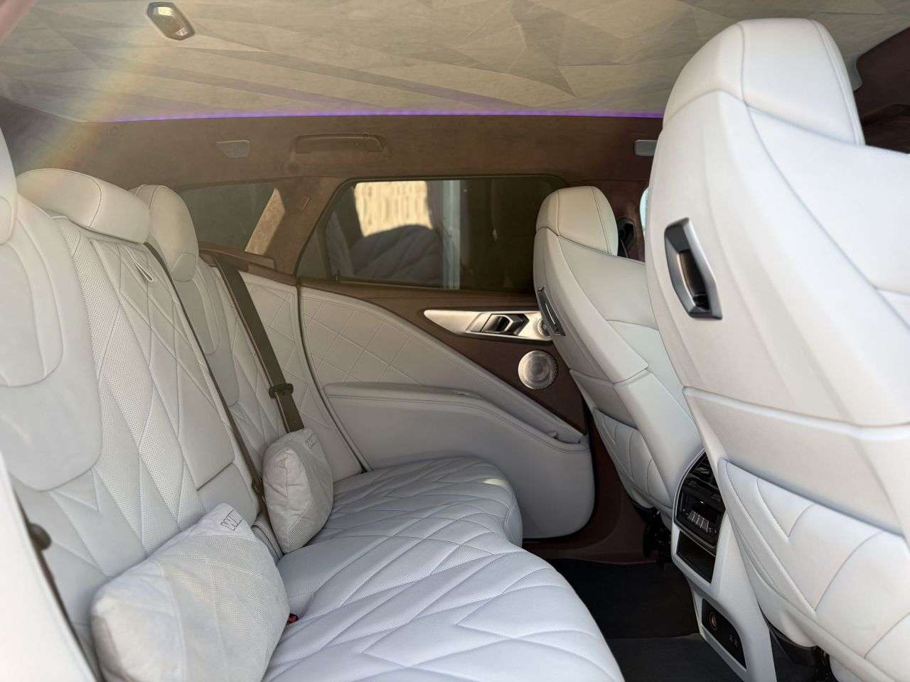 2023 BMW XM 2023 BMW XM