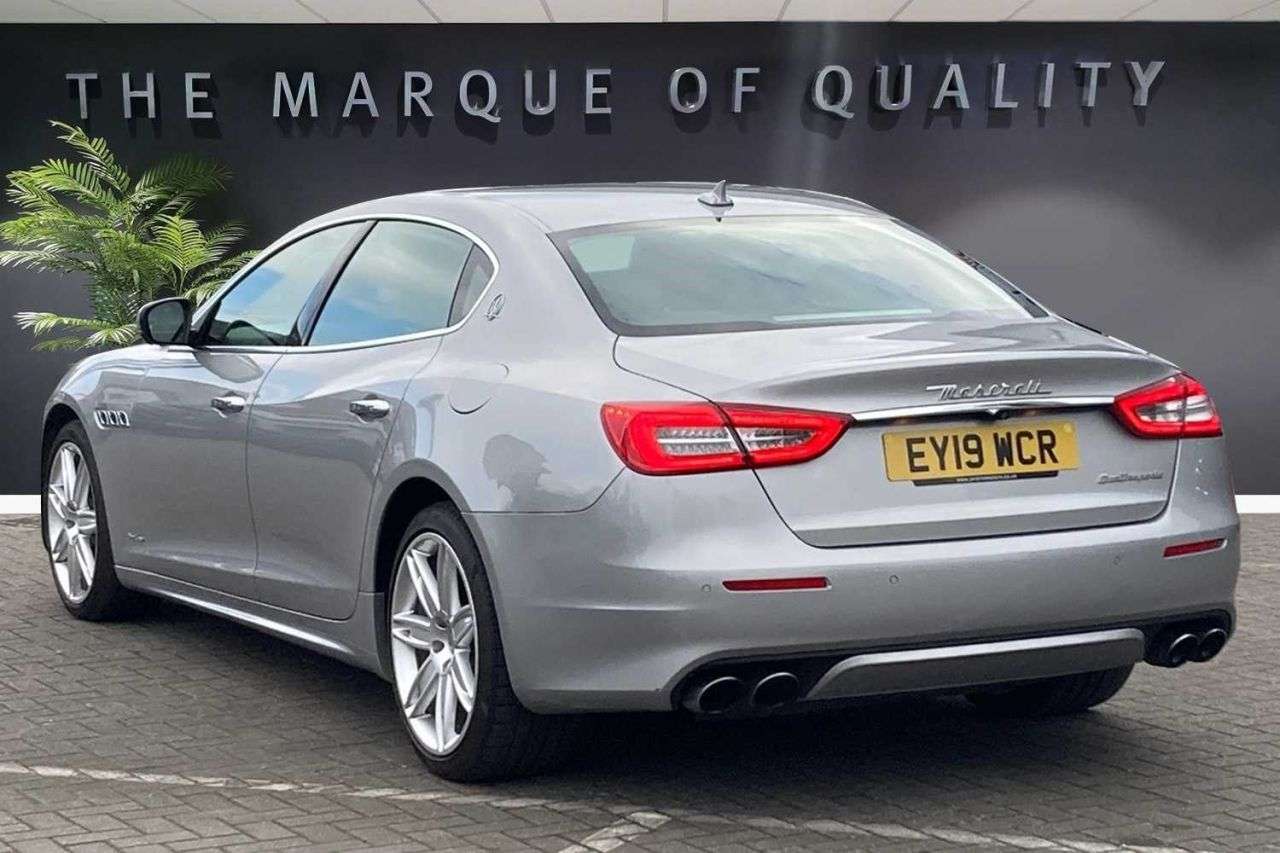 A 2019 MASERATI QUATTROPORTE 3.0D V6 Saloon 4dr Diesel ZF Euro 5 (s/s) (275 ps) Bluetooth, Reversing cam A 2019 MASERATI QUATTROPORTE 3.0D V6 Saloon 4dr Diesel ZF Euro 5 (s/s) (275 ps) Bluetooth, Reversing cam