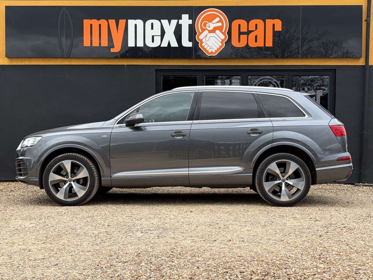 2016 AUDI Q7 2016 AUDI Q7