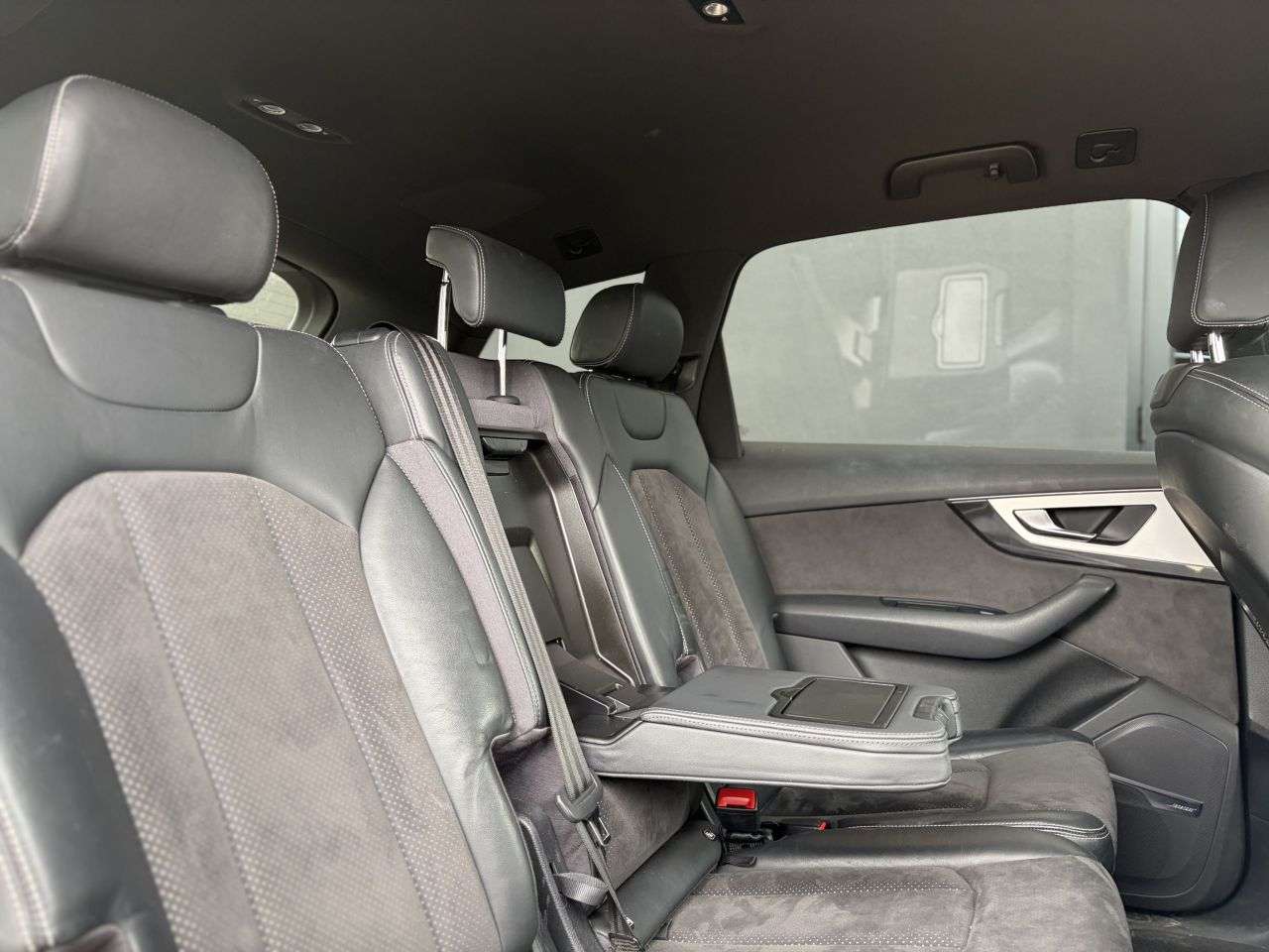 2016 AUDI Q7 2016 AUDI Q7