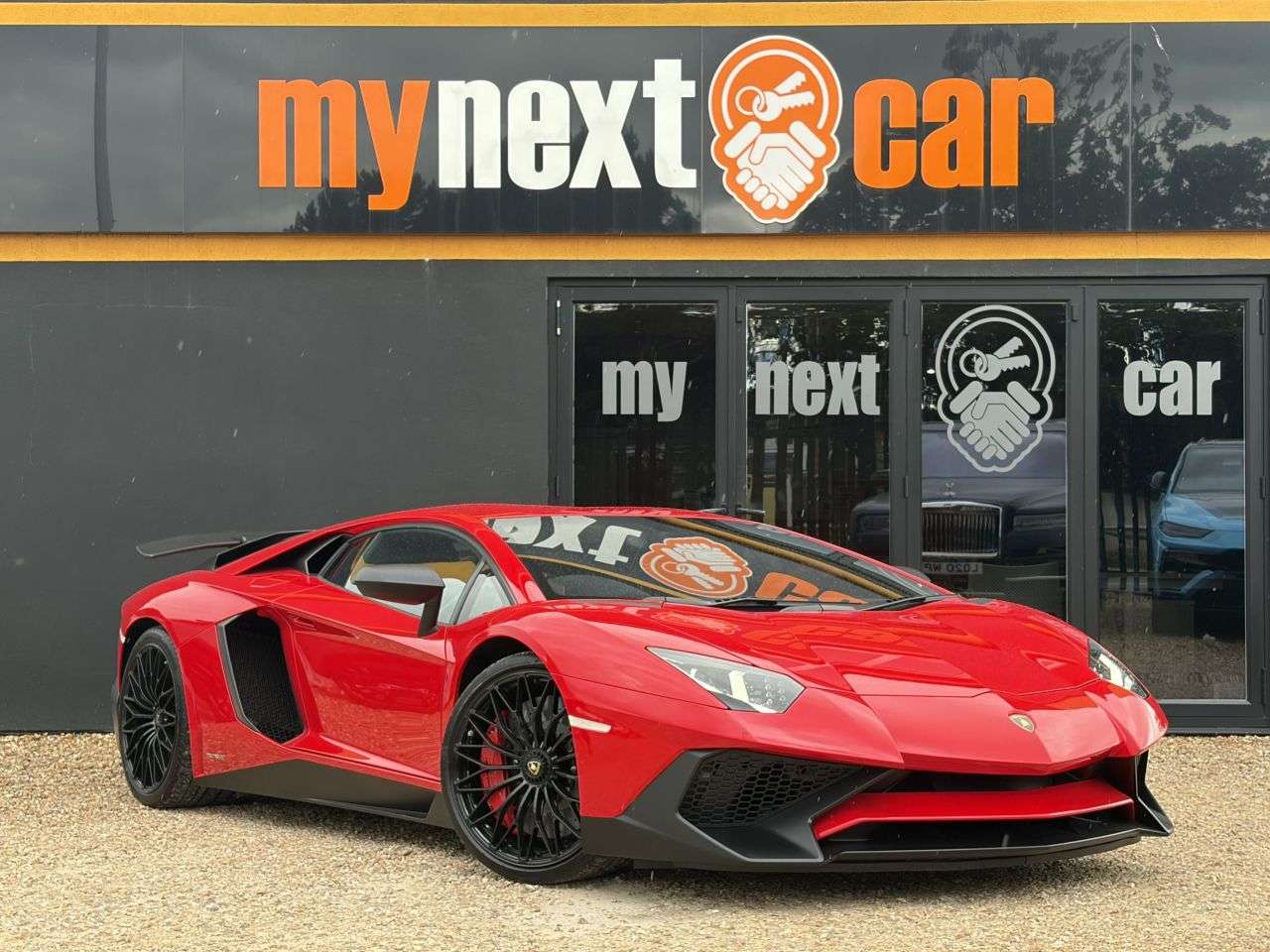 A 2016 LAMBORGHINI AVENTADOR 6.5 V12 LP 750-4 Superveloce ISR 4WD Euro 6 2dr ROSSO MARS/ AD PERSONAM/ RE A 2016 LAMBORGHINI AVENTADOR 6.5 V12 LP 750-4 Superveloce ISR 4WD Euro 6 2dr ROSSO MARS/ AD PERSONAM/ RE