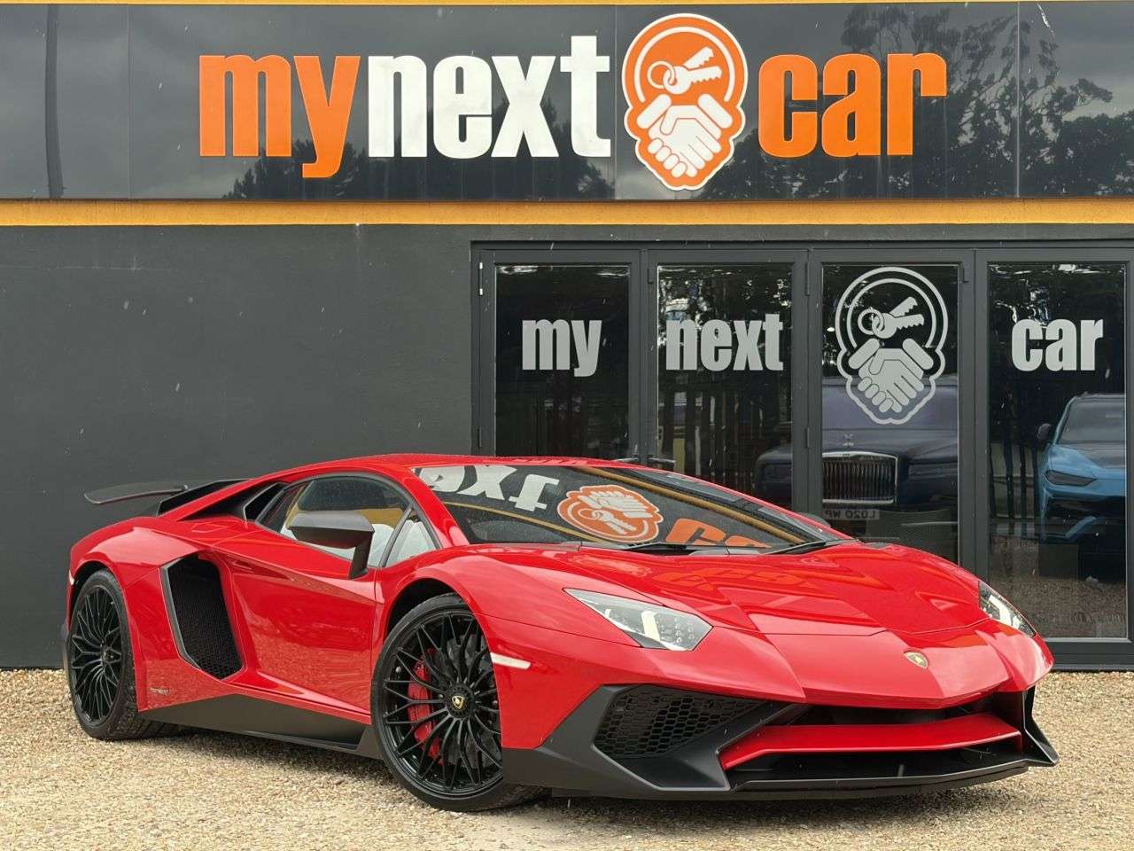 A 2016 LAMBORGHINI AVENTADOR 6.5 V12 LP 750-4 Superveloce ISR 4WD Euro 6 2dr ROSSO MARS/ AD PERSONAM/ RE A 2016 LAMBORGHINI AVENTADOR 6.5 V12 LP 750-4 Superveloce ISR 4WD Euro 6 2dr ROSSO MARS/ AD PERSONAM/ RE