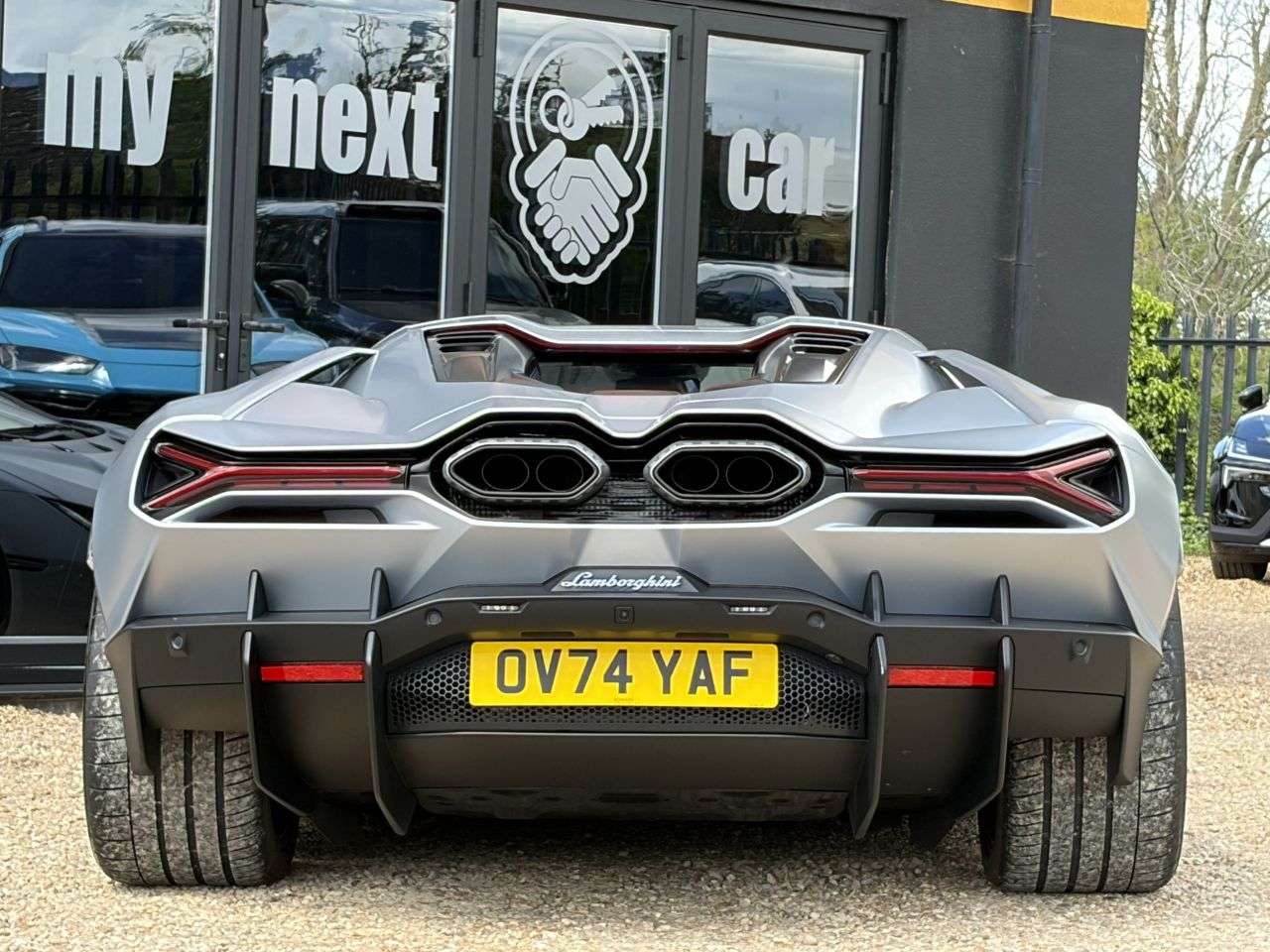 2024 LAMBORGHINI REVUELTO 2024 LAMBORGHINI REVUELTO