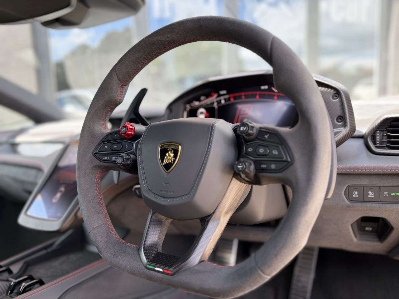2024 LAMBORGHINI REVUELTO 2024 LAMBORGHINI REVUELTO