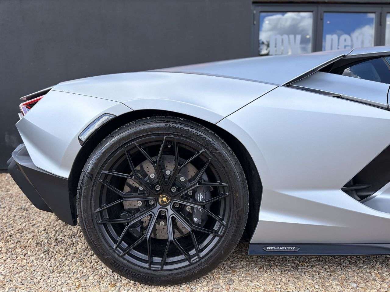 2024 LAMBORGHINI REVUELTO 2024 LAMBORGHINI REVUELTO