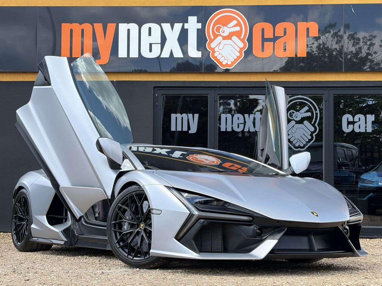 A 2024 LAMBORGHINI REVUELTO 6.5 V12 HPEV 3.8kWh Coupe 2dr Petrol Plug-in Hybrid AMT 4WD Euro 6 (1015 ps A 2024 LAMBORGHINI REVUELTO 6.5 V12 HPEV 3.8kWh Coupe 2dr Petrol Plug-in Hybrid AMT 4WD Euro 6 (1015 ps