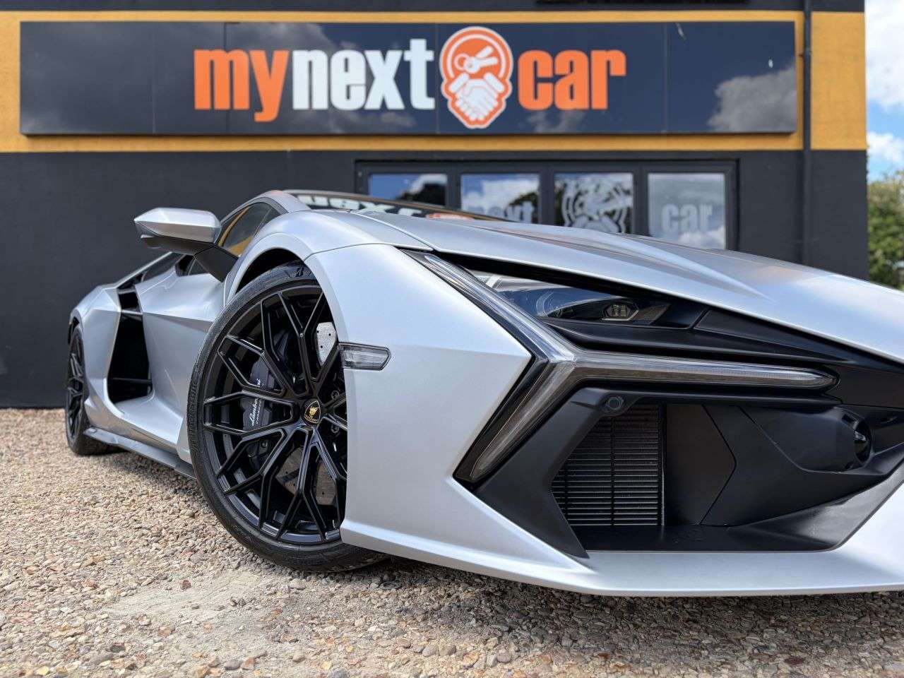 A 2024 LAMBORGHINI REVUELTO 6.5 V12 HPEV 3.8kWh Coupe 2dr Petrol Plug-in Hybrid AMT 4WD Euro 6 (1015 ps A 2024 LAMBORGHINI REVUELTO 6.5 V12 HPEV 3.8kWh Coupe 2dr Petrol Plug-in Hybrid AMT 4WD Euro 6 (1015 ps