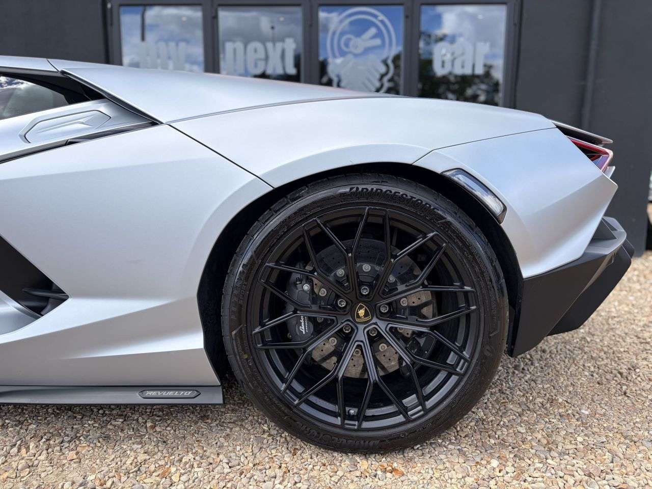 2024 LAMBORGHINI REVUELTO 2024 LAMBORGHINI REVUELTO