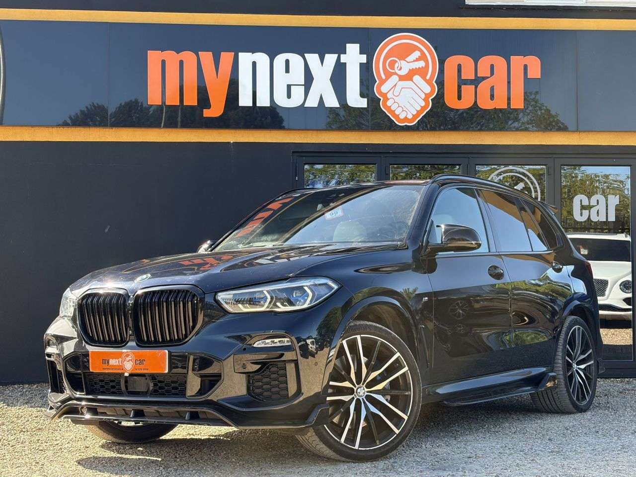 A 2019 BMW X5 3.0 30d M Sport SUV 5dr Diesel Auto xDrive Euro 6 (s/s) (265 ps) HUGE SPEC/ A 2019 BMW X5 3.0 30d M Sport SUV 5dr Diesel Auto xDrive Euro 6 (s/s) (265 ps) HUGE SPEC/