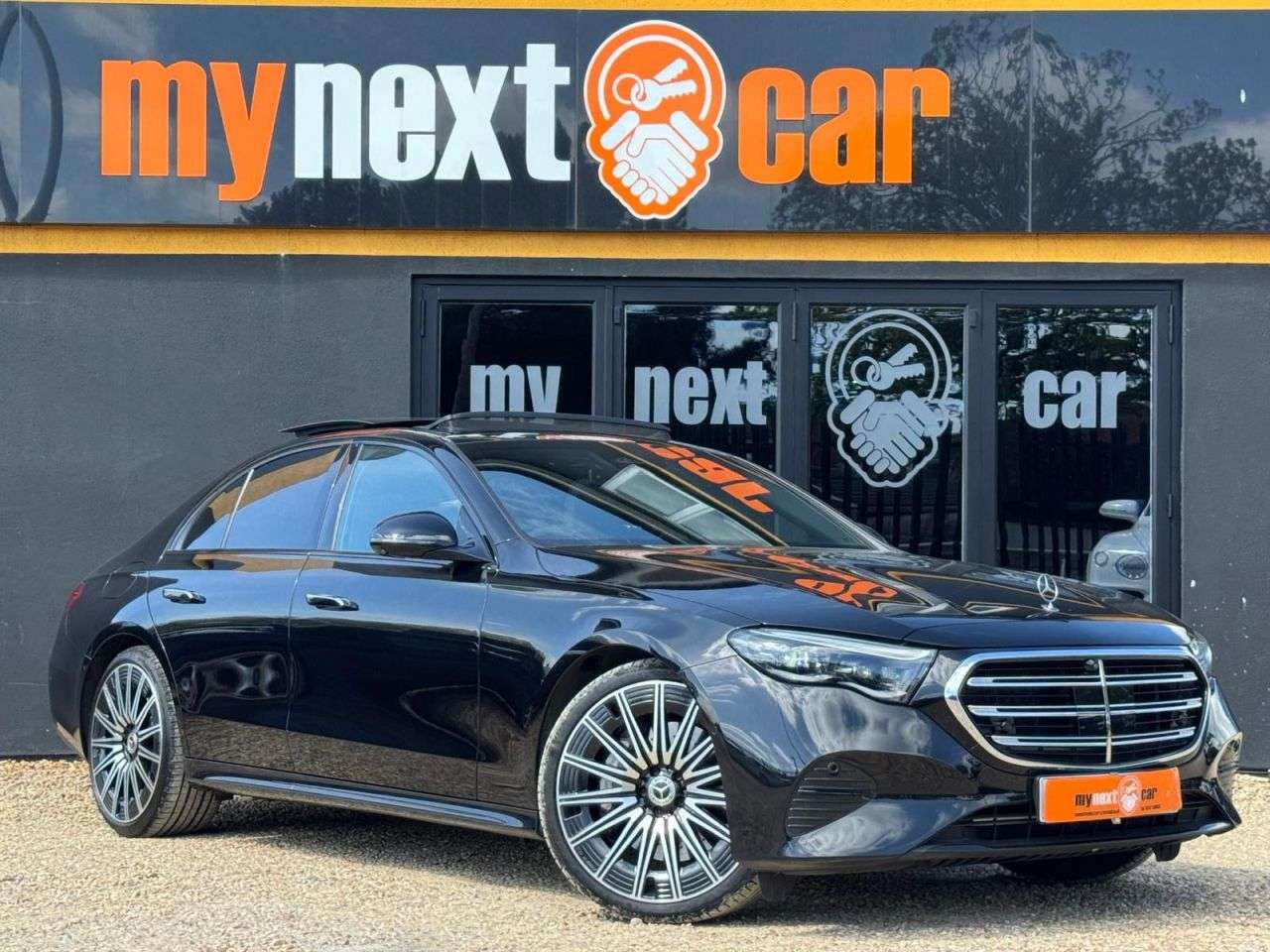 A 2024 MERCEDES-BENZ E-CLASS 2.0 E220dh MHEV Exclusive Edition Saloon 4dr Diesel Hybrid G-Tronic Euro 6 A 2024 MERCEDES-BENZ E-CLASS 2.0 E220dh MHEV Exclusive Edition Saloon 4dr Diesel Hybrid G-Tronic Euro 6