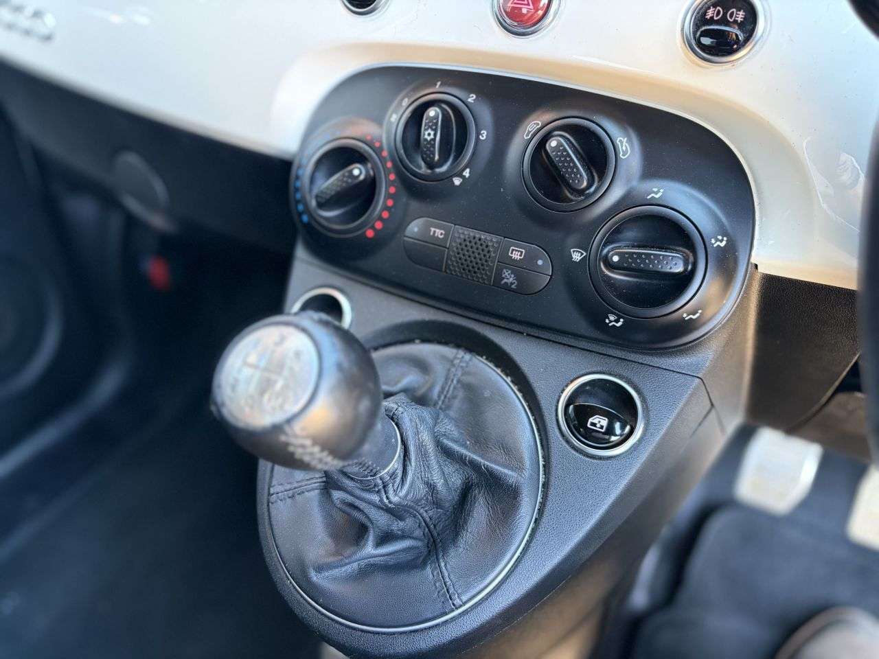 2018 ABARTH 595 2018 ABARTH 595