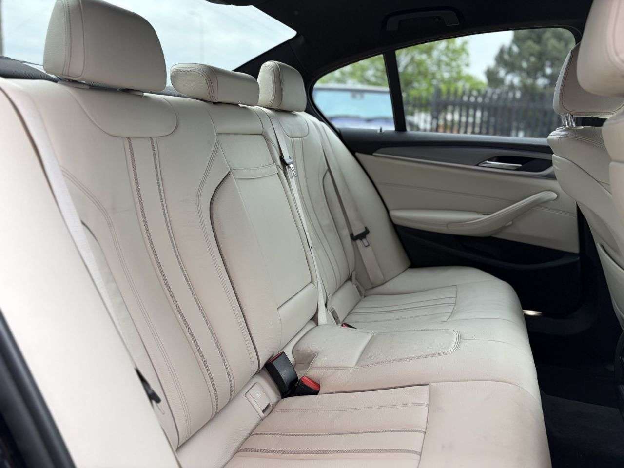 2017 BMW 5 SERIES 2017 BMW 5 SERIES