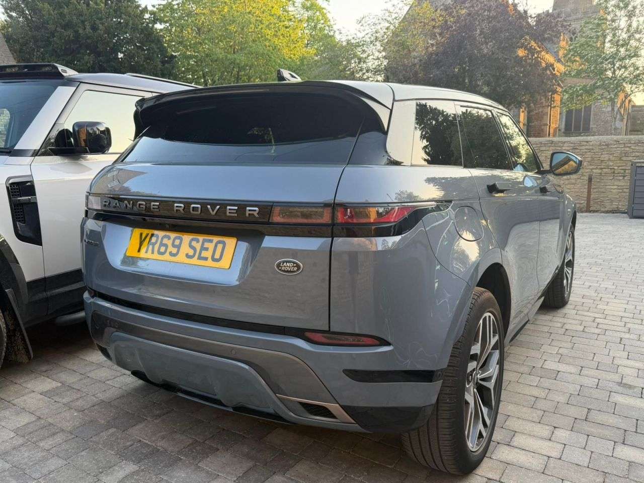 2019 LAND ROVER RANGE ROVER EVOQUE 2019 LAND ROVER RANGE ROVER EVOQUE