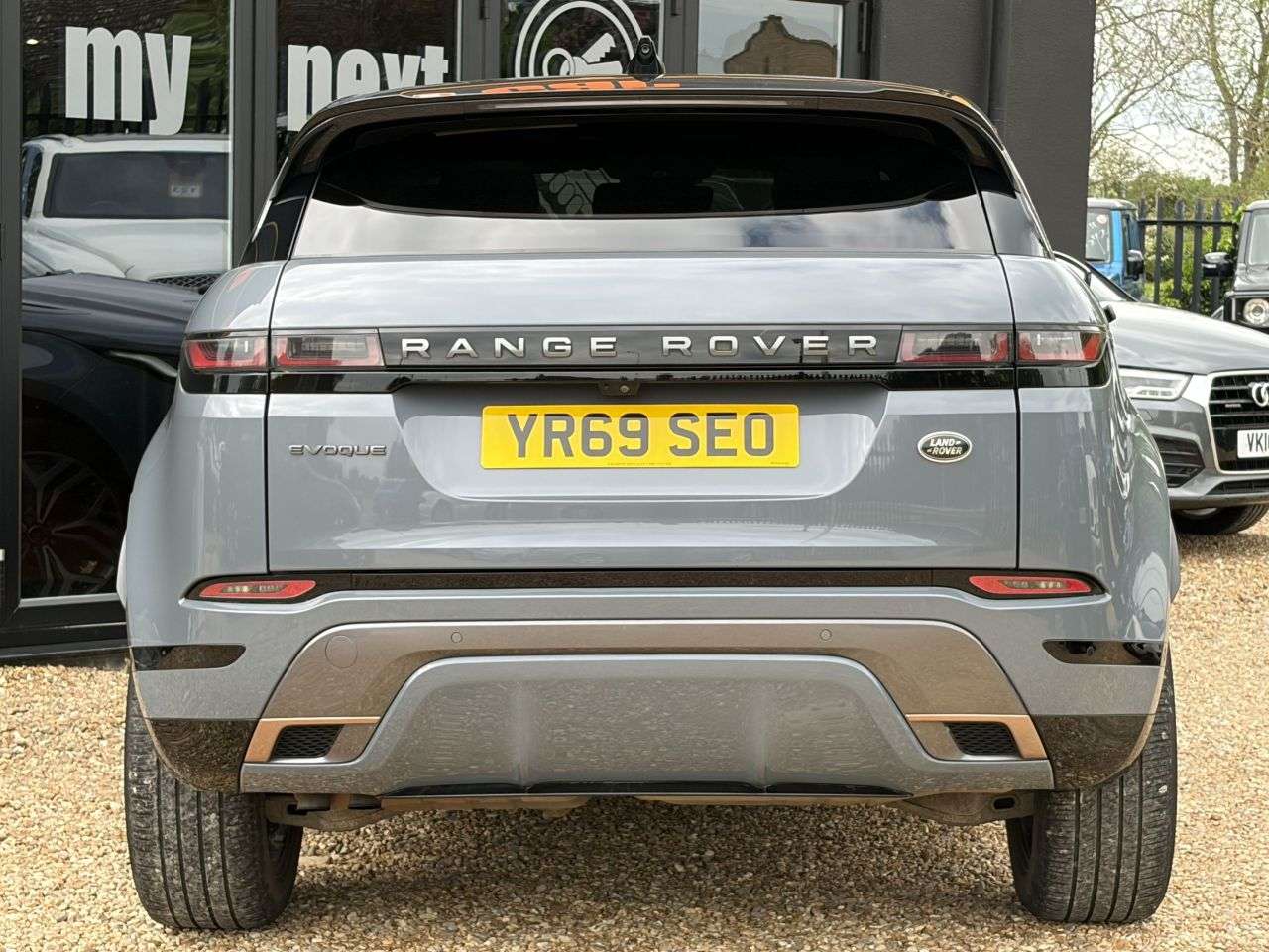 2019 LAND ROVER RANGE ROVER EVOQUE 2019 LAND ROVER RANGE ROVER EVOQUE