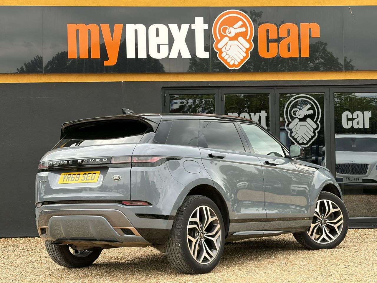 2019 LAND ROVER RANGE ROVER EVOQUE 2019 LAND ROVER RANGE ROVER EVOQUE