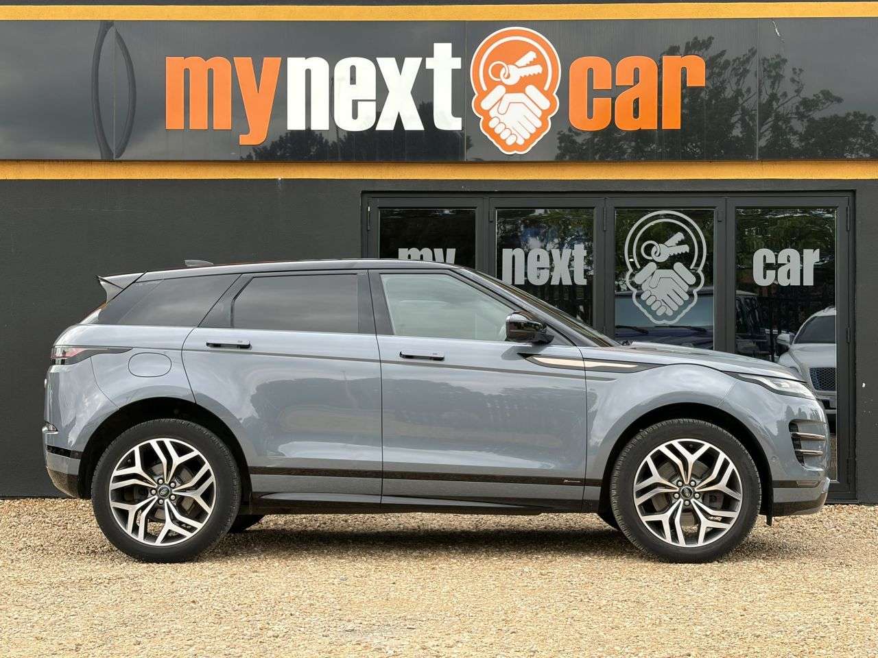 2019 LAND ROVER RANGE ROVER EVOQUE 2019 LAND ROVER RANGE ROVER EVOQUE