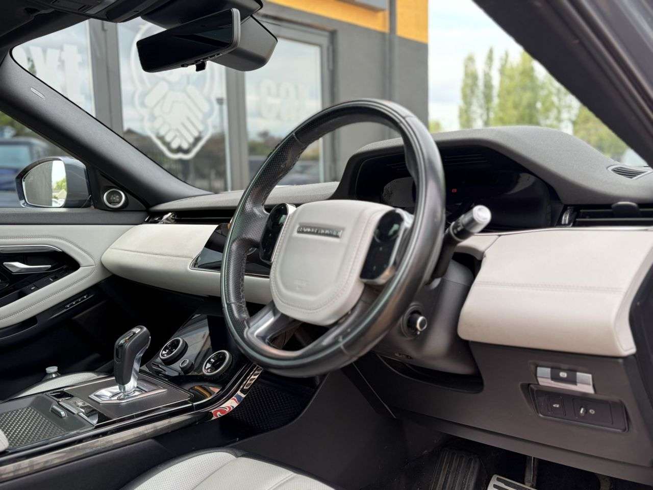 2019 LAND ROVER RANGE ROVER EVOQUE 2019 LAND ROVER RANGE ROVER EVOQUE